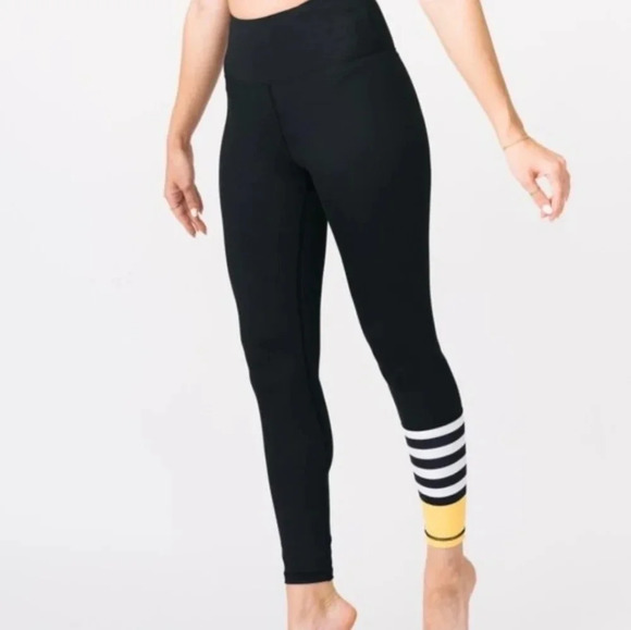 NWOT Zyia Active Bumblebee Light n Tight Hi-Rise 7/8 Leggings Size 6-8 - Picture 1 of 9